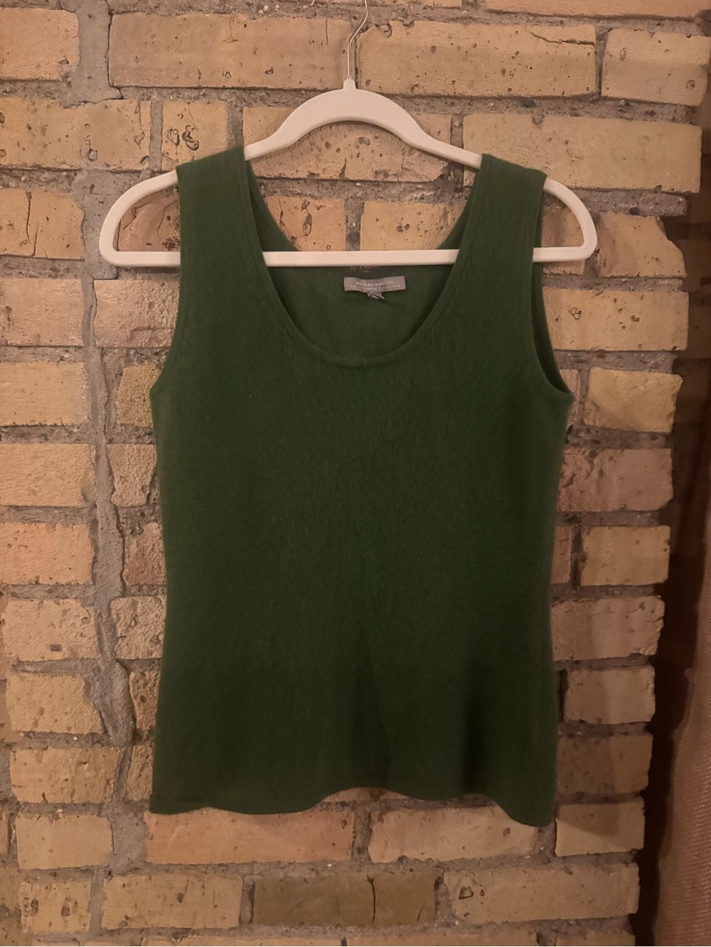 Neiman Marcus Olive Green Sleeveless Knit Tank